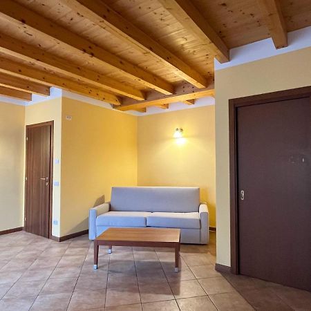 Casa Vacanze Al Lago P2 Monasterolo del Castello Eksteriør billede