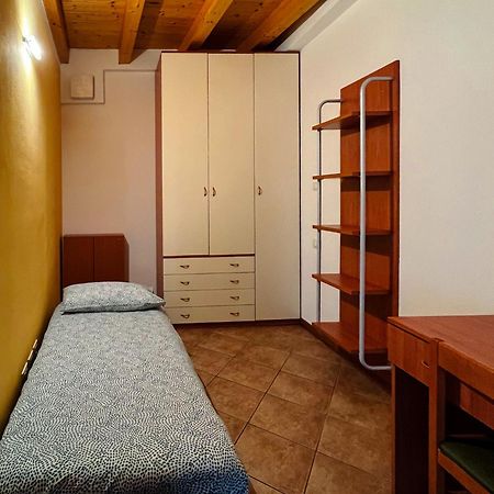 Casa Vacanze Al Lago P2 Monasterolo del Castello Eksteriør billede